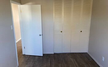 60 Carleton Dr in Saskatoon, SK - Building Photo - Building Photo