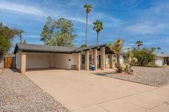 3422 E Altadena Ave in Phoenix, AZ - Building Photo - Building Photo