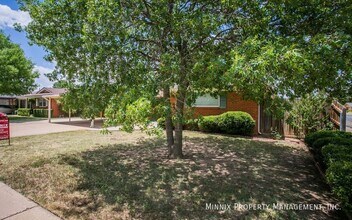 5502 9th St in Lubbock, TX - Building Photo - Building Photo