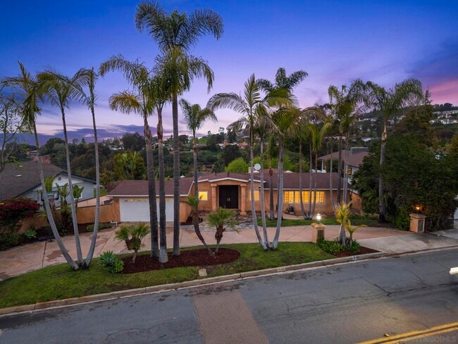 property at 6430 La Jolla Scenic S Dr