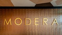 When you live at a Mill Creek community, it's piece of mind, all the time. - Modera River North Apartamentos in Denver, Colorado
