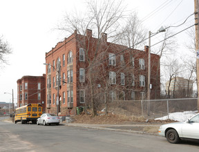 Citiview Apartments in Hartford, CT - Building Photo - Building Photo