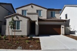 8177 Oxbow Lndg Lp in Roseville, CA - Building Photo