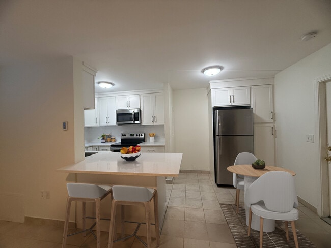 Signal View Apartments