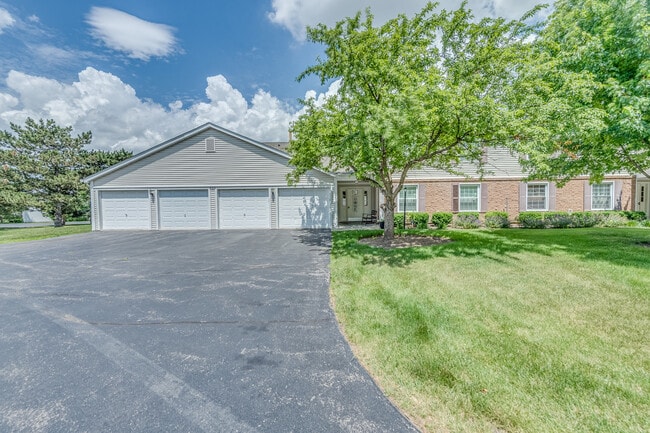 property at 665 Thorntree Ct