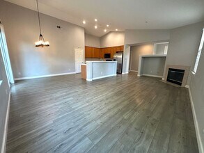 885 Sawyer Way in Brentwood, CA - Building Photo - Building Photo