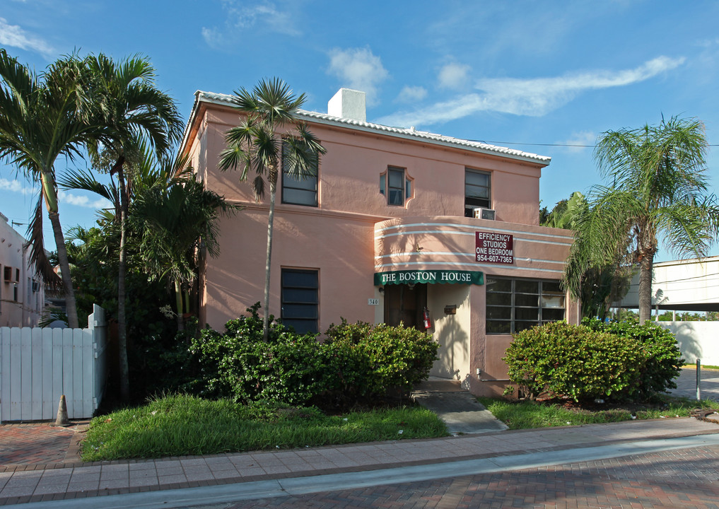 The Boston House in Hollywood, FL - Foto de edificio