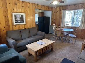 237 E White Mountain Blvd in Pinetop, AZ - Building Photo - Building Photo