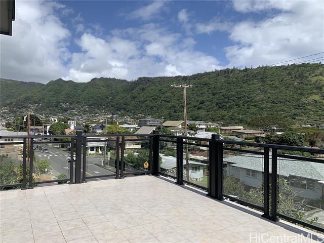 property at 2666 E Manoa Rd