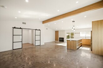 8300 Sedan Ave in Los Angeles, CA - Building Photo - Building Photo