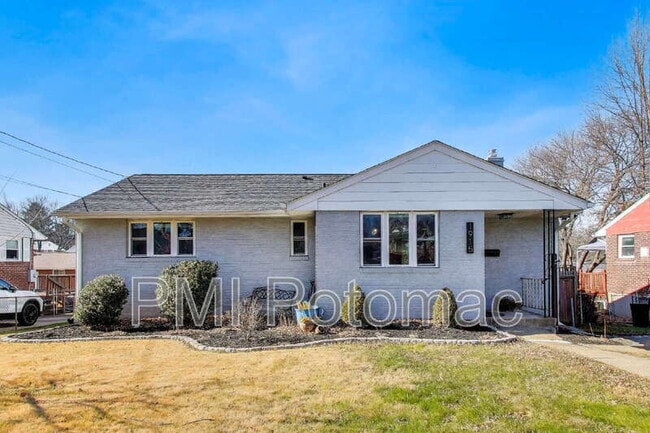 property at 1915 Henry Rd