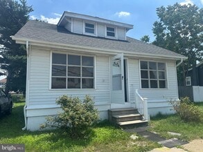 316 Delsea Dr in Washington Township, NJ - Building Photo - Building Photo