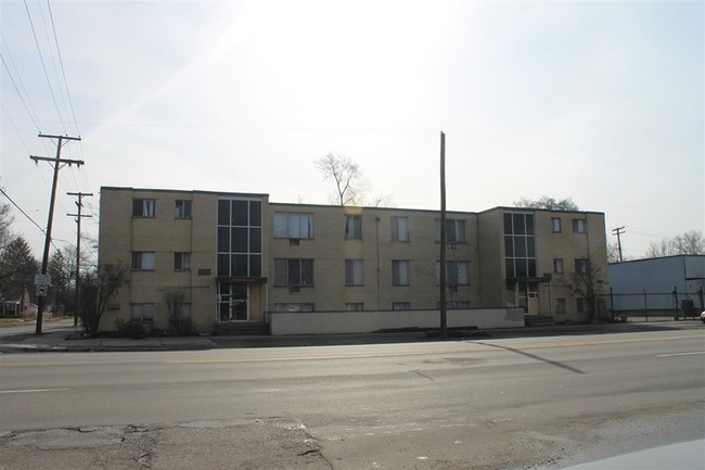 Worthfield Apartments in Detroit, MI - Building Photo - Building Photo