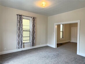 429 N Zane Hwy in Martins Ferry, OH - Building Photo - Building Photo