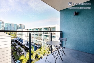 13488 Maxella Ave in Marina Del Rey, CA - Building Photo - Building Photo