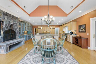 91 Dogwood Ln in Stamford, CT - Building Photo - Building Photo