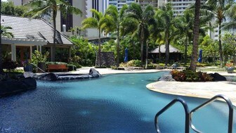 1551 Ala Wai Blvd, Unit 2405 in Honolulu, HI - Building Photo