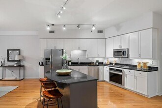 408 N 1st St in Minneapolis, MN - Building Photo - Building Photo