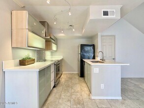 3600 Hayden Rd in Scottsdale, AZ - Building Photo - Building Photo