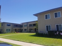 Clemson Market in Los Angeles, CA - Foto de edificio - Building Photo