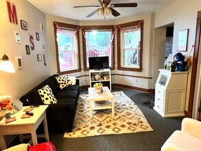 1416 W Wolfram St in Chicago, IL - Building Photo - Building Photo