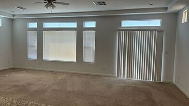 7757 Tyrell Peaks St in Las Vegas, NV - Building Photo - Building Photo