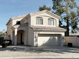 2070 W Corona Dr in Chandler, AZ - Building Photo