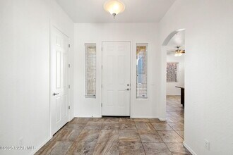 4505 N Dryden in Prescott Valley, AZ - Foto de edificio - Building Photo