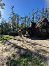 6848 Whispering Pines Dr in Gaylord, MI - Building Photo - Building Photo