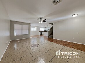 8554 E Kiva Ave in Mesa, AZ - Building Photo - Building Photo
