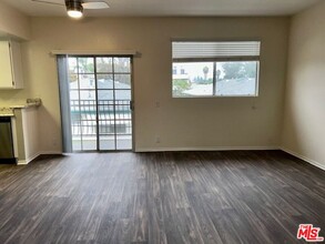 908 S Shenandoah St in Los Angeles, CA - Building Photo - Building Photo