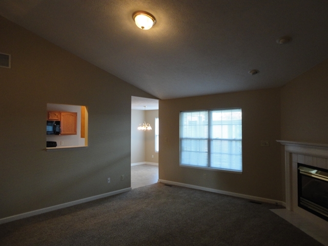 1432 Mimosa Ct in Greenfield, IN - Building Photo - Building Photo