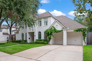 4006 Chatham Ln in Houston, TX - Building Photo