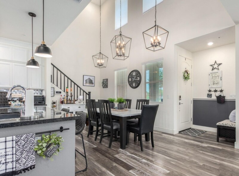 3855 S McQueen Rd in Chandler, AZ - Building Photo