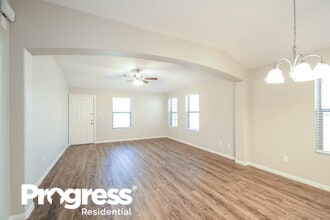 135 Tonkawa Canyon Dr in La Marque, TX - Building Photo - Building Photo