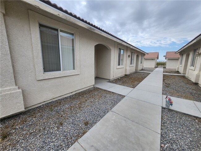 2580 E Ambush St in Pahrump, NV - Building Photo - Building Photo