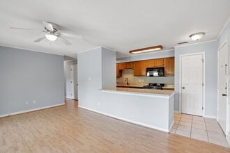 2010 Quaker Landing in Raleigh, NC - Building Photo - Building Photo