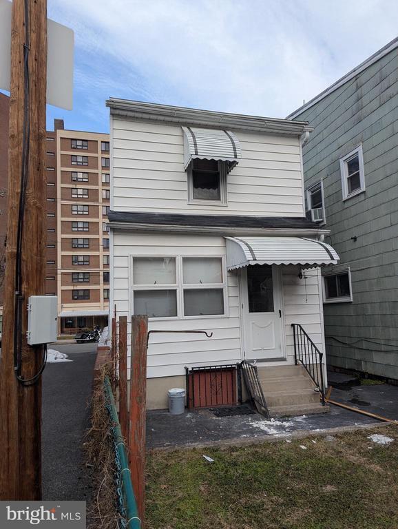 property at 325 Lewis St