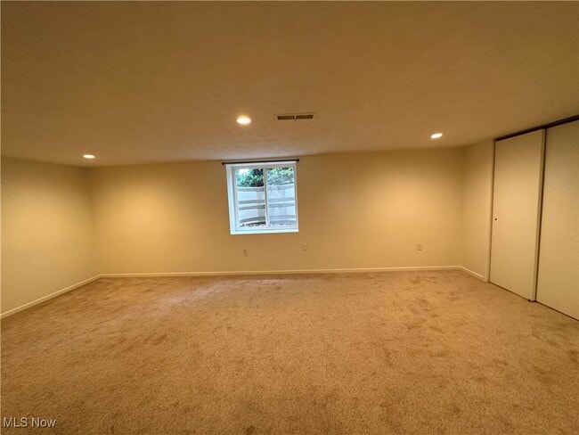 property at 5192 Center Rd