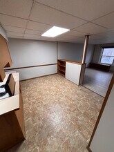 212 E Main St in Louisville, OH - Building Photo - Building Photo