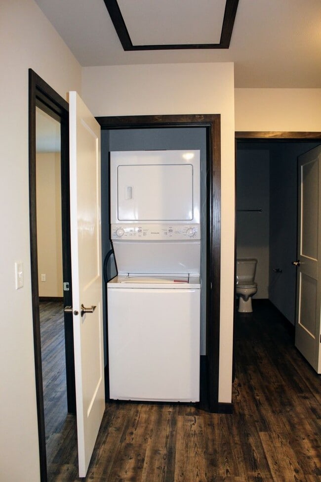 property at 1044-1046 S 11th Ave