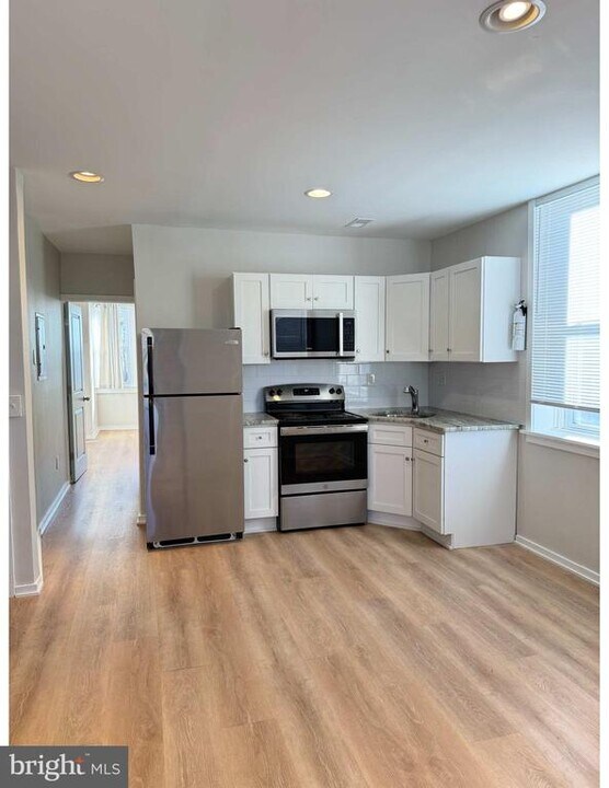 1614 N 57th St in Philadelphia, PA - Building Photo