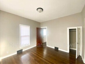 3818 University Ave in Des Moines, IA - Building Photo - Building Photo