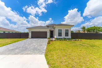 32206 SW 196th Ave in Homestead, FL - Building Photo - Building Photo