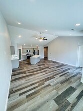 7809 Markgraf Ln in Klamath Falls, OR - Building Photo - Building Photo