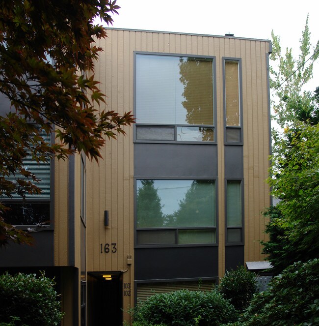 163 Etruria St in Seattle, WA - Foto de edificio - Building Photo