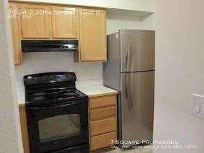 7634 230th St SW-Unit -Unit B in Edmonds, WA - Building Photo - Building Photo