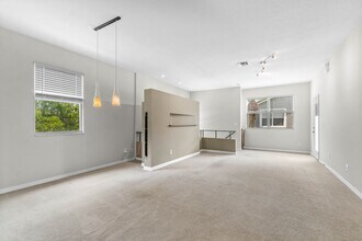 3116 Grandiflora Dr in Greenacres, FL - Building Photo - Building Photo