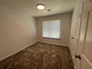 3708 Woodside Dr in Midwest City, OK - Building Photo - Building Photo