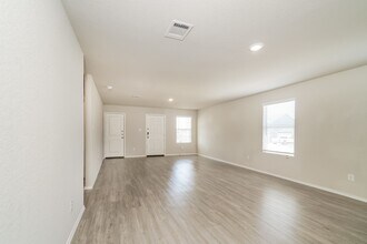 170 Pasadena Pl in New Braunfels, TX - Building Photo - Building Photo